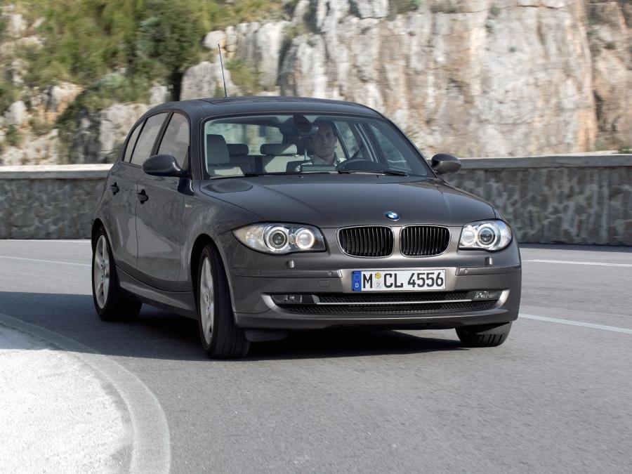 BMW 120d 5-Door 2007 года  (фото 34 из 53)